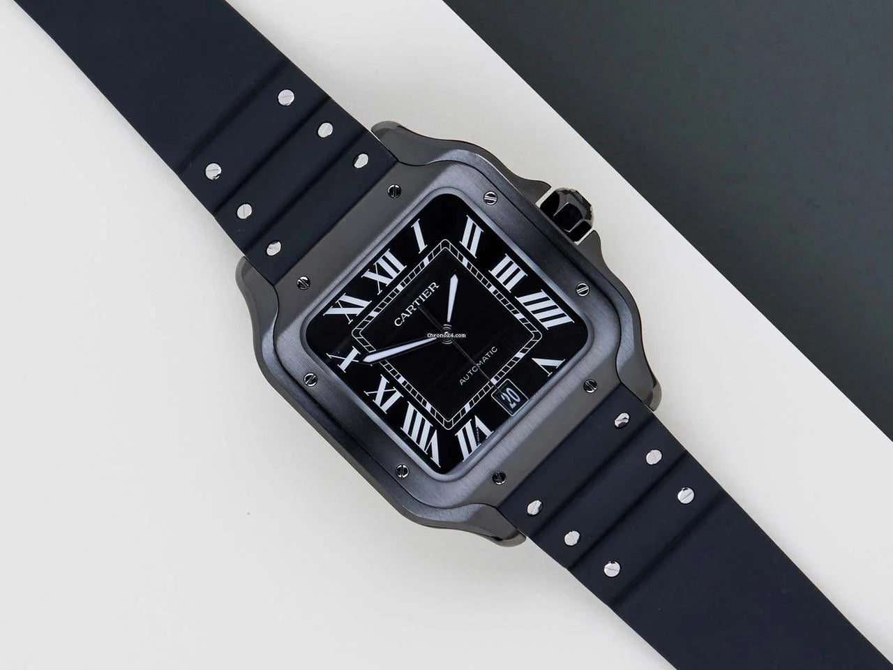 RELOJ CARTIER SANTOS GOMA NEGRO - SÍMBOLO DE PRESTIGIO, TRADICION Y MODERNIDAD