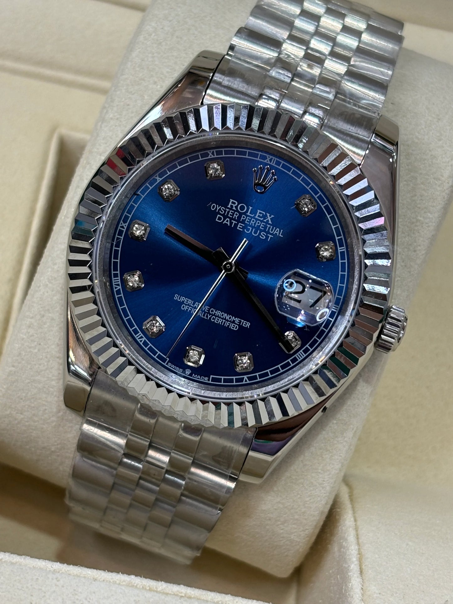 ROLEX NEW EDITION DATEJUST PRESIDENCIAL PLATEADO AZUL - EL RELOJ QUE TRANSFORMA TU PRESENCIA EN SEGUNDOS