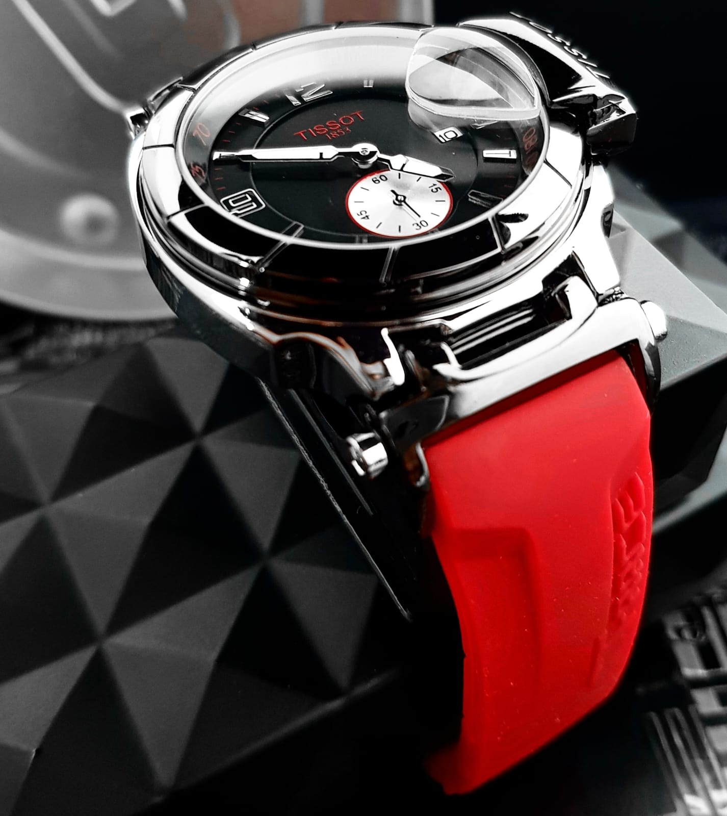 RELOJ TISSOT T-RACE CHRONO - EDICION RACING PREMIUM