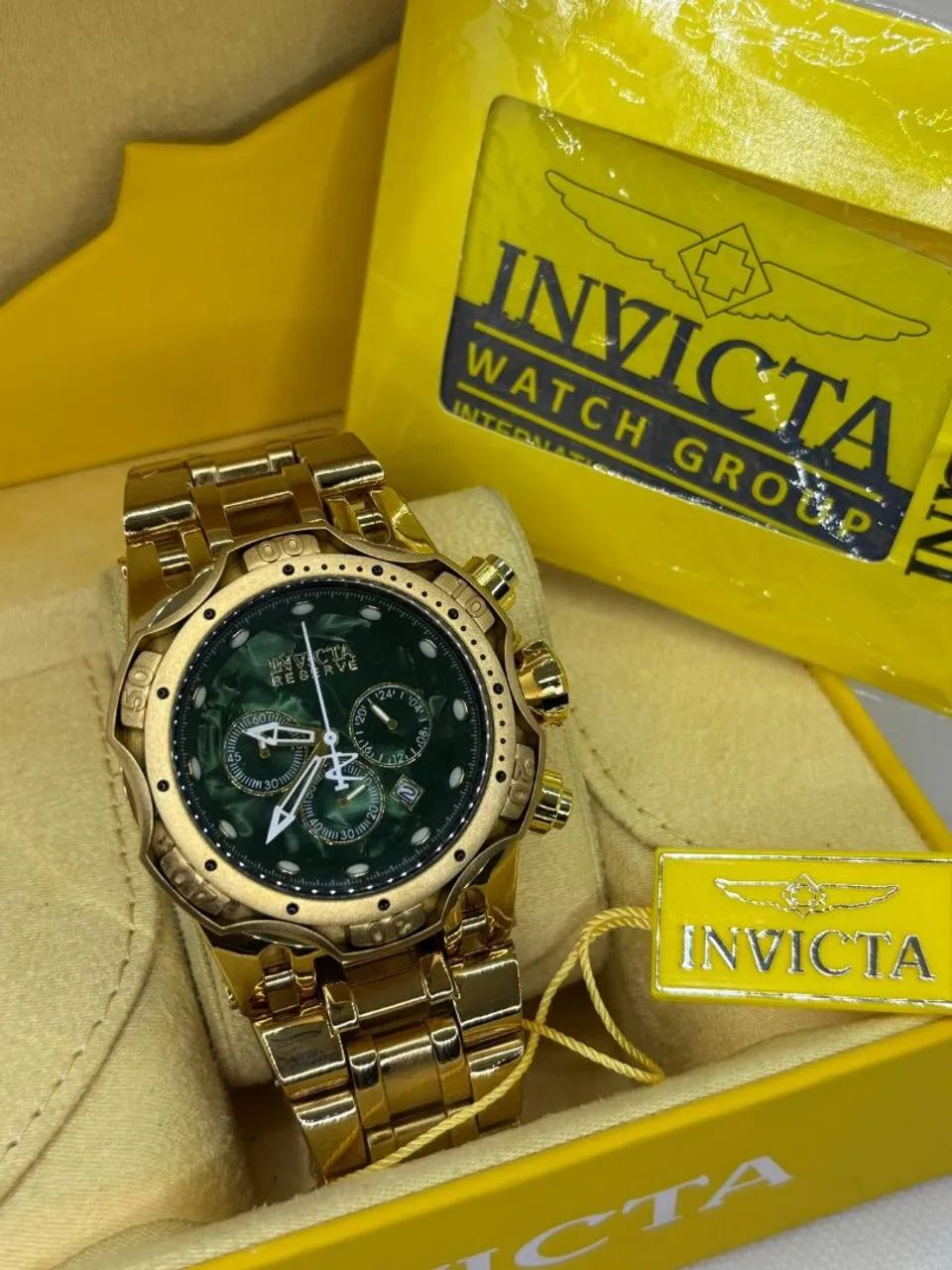 RELOJ INVICTA RESERVE DORADO VERDE - DISENO ICONICO QUE REFLEJA LUJO