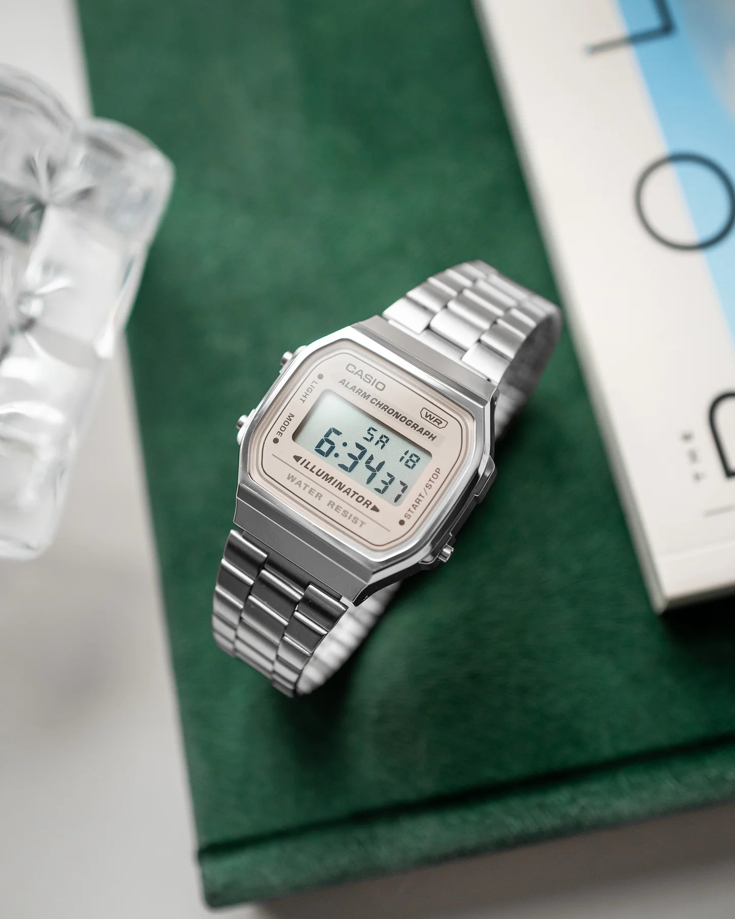 RELOJ CASIO A168WA ORIGINAL - ESTILO VINTAGE CON ELEGANCIA ATEMPORAL