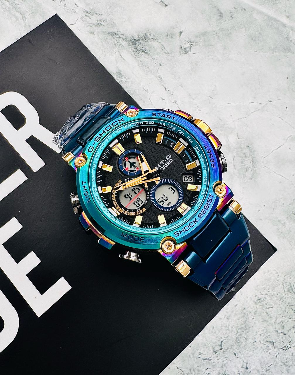 RELOJ CASIO MTG TITAN FORCE TORNASOL - FUERZA Y PRESTIGIO