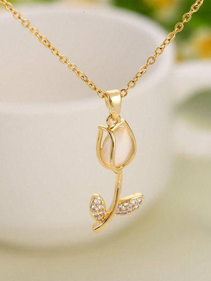 COLLAR TULIPÁN - ELEGANCIA Y BELLEZA EN UNA SOLA PIEZA